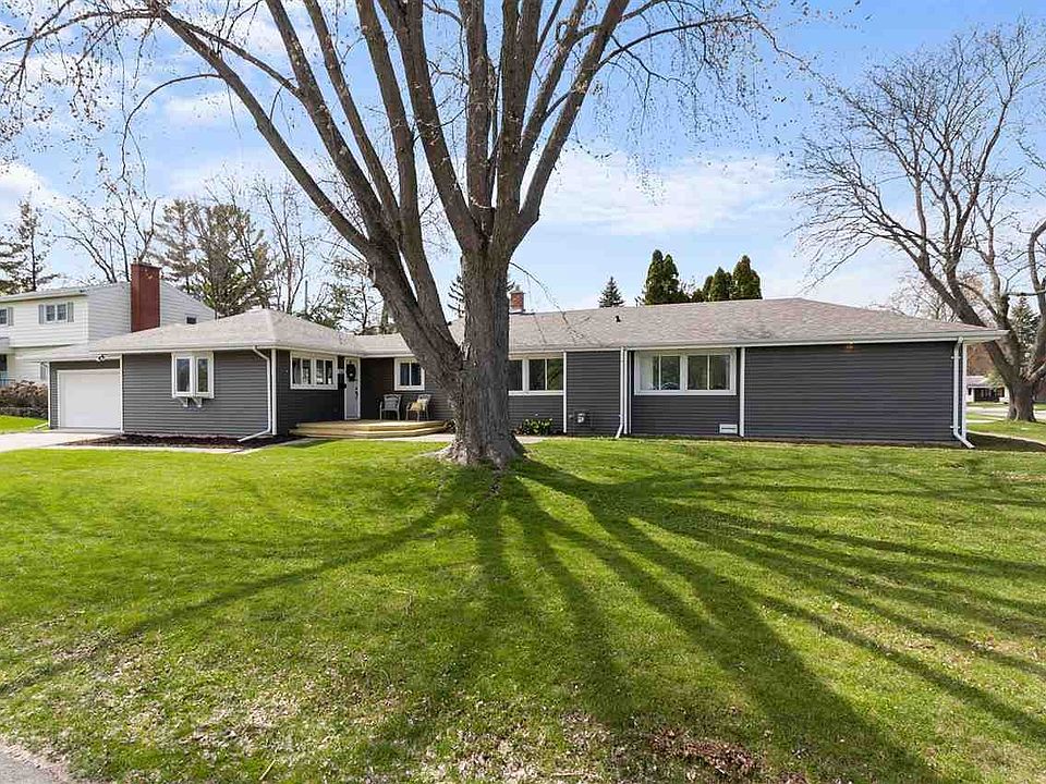 1st image of 563 Belmont Ave