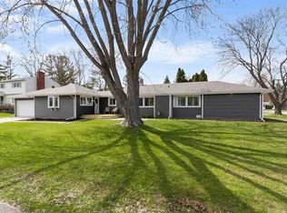 563 Belmont Ave, Neenah, WI 54956