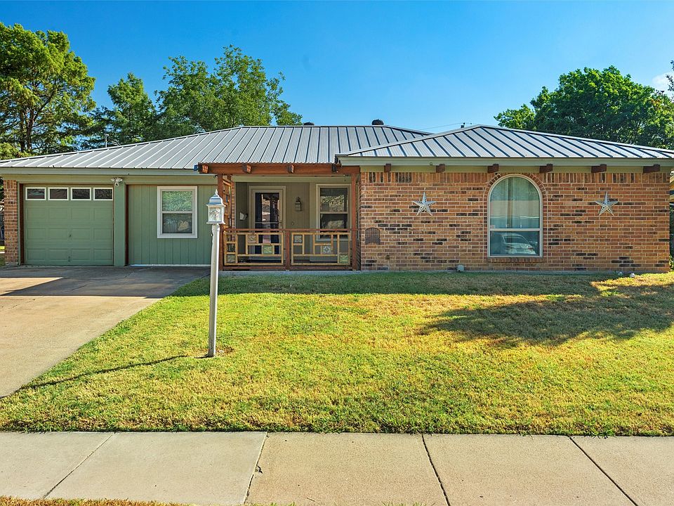 1st image of 304 Linda Dr