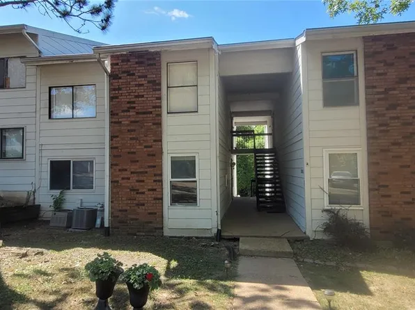 12456 Sea Lane Dr APT A, Florissant, MO 63033