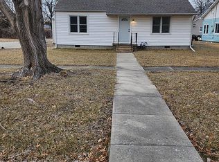 504 Garrettson St, Burlington, KS 66839