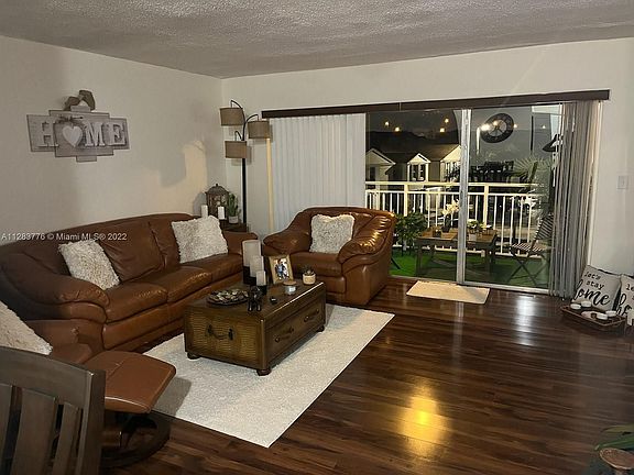 5th image of 9375 Fontainebleau Blvd APT L302