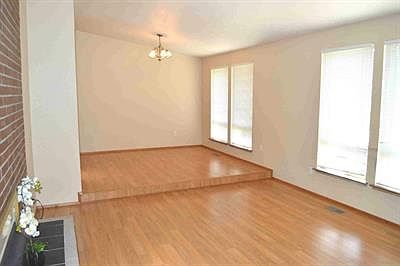 3rd image of 1212 38th Ct SE
