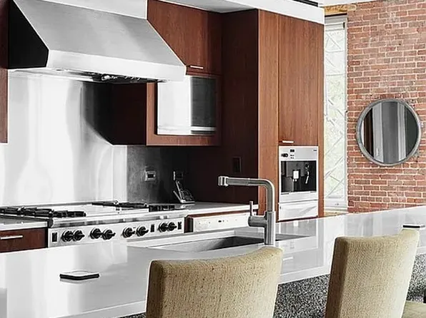 94 Thompson Street image 8 of 15