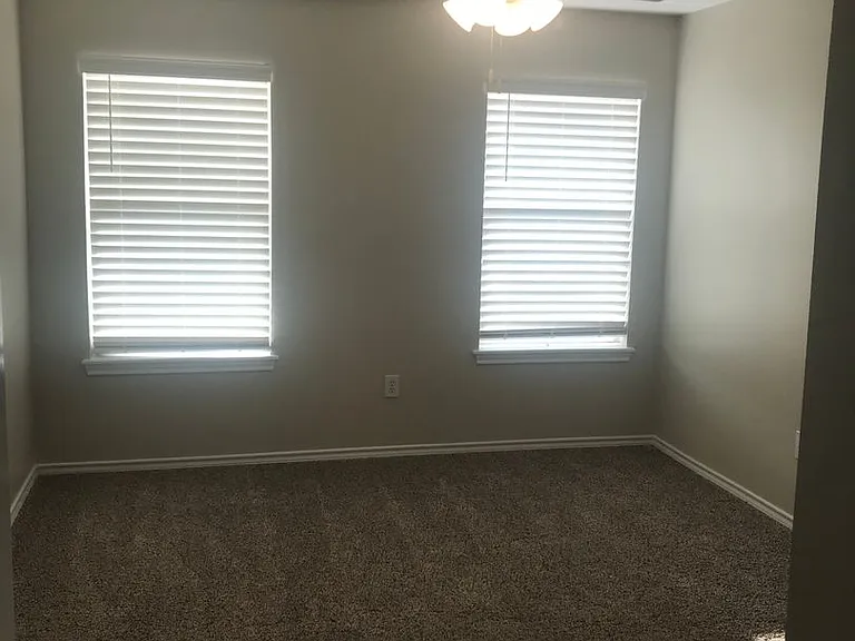 310 N Brentwood Ave — Photo 8