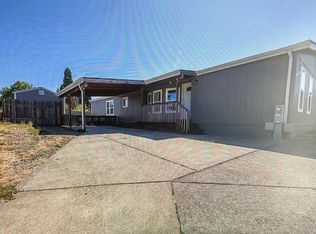 338 N 3rd Pl SPACE 24, Cornelius, OR 97113