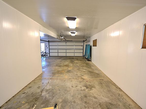 5th image of 10166 Harbor Dr