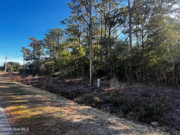 338 Diamond City Dr Lot 27, Harkers Island, NC 28531