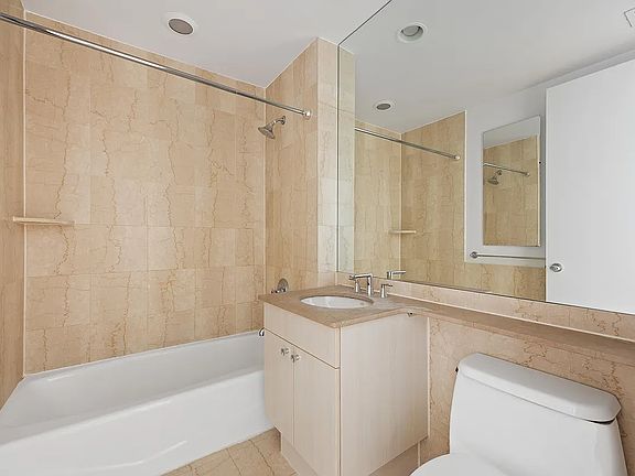 5th image of 401 E 60th St #4O