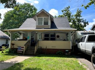 3018 E 9th St, Des Moines, IA 50316