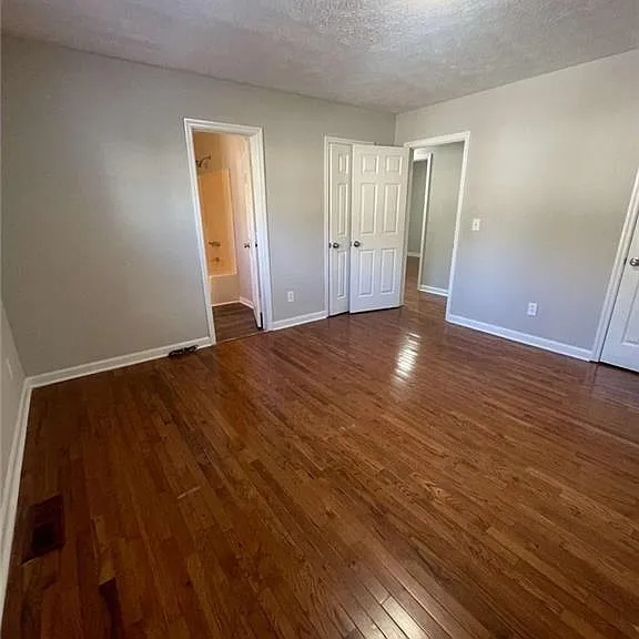 3015 Cascade Manor Dr — Photo 8