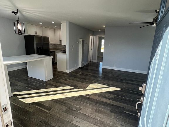 3rd image of 3136 45th St