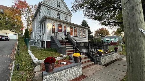 25 1st St Photo 1