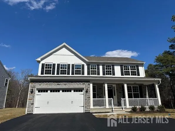 2 Aster Cir, Old Bridge, NJ 08857