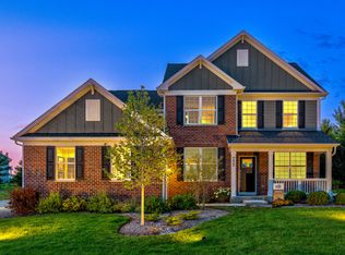 3658 Greenbriar Dr, Elgin, IL 60124