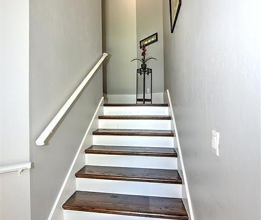 5th image of 14561 Daffodil DR #1907