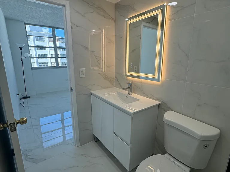 999 Brickell Bay Dr #1805 — Photo 24