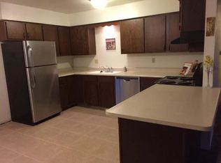 8 Montebello Rd, Pueblo, CO 81001