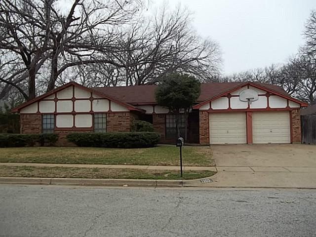 1st image of 1203 Oak Timber Dr