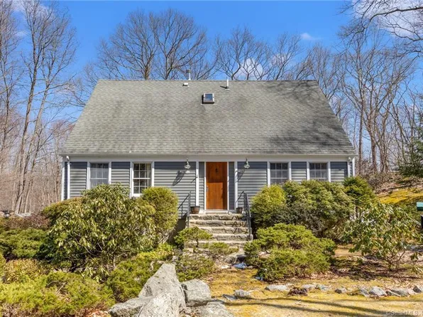 240 Ice Pond Road, Patterson, NY 10509