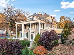 319 Main St #&-0, Winchester, MA 01890