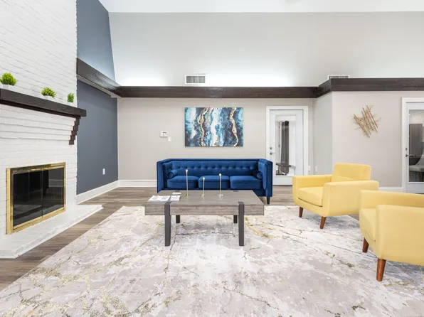 59Twenty @ Monroe, 5920 Monroe Rd, Charlotte, NC 28212