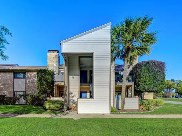 7014 N Holiday Drive, Galveston, TX 77550