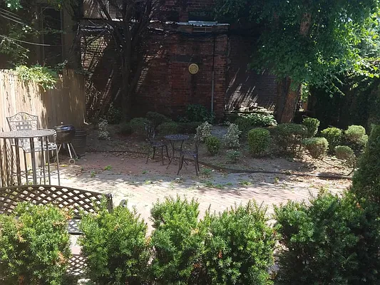 Rented by Owner | media 2