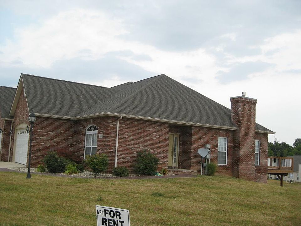 2nd image of 1538 New Brunswick Dr