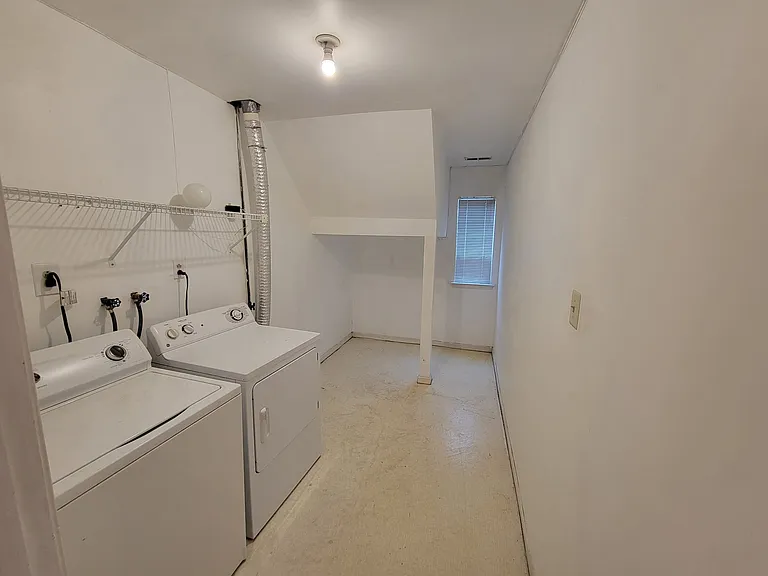 3711 Daner Ln — Photo 16