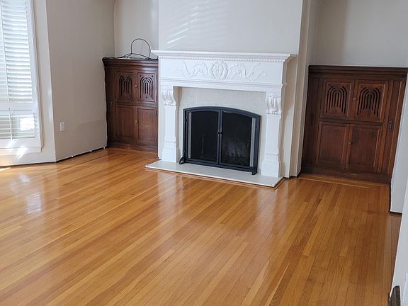 2nd image of 3338 Broderick St