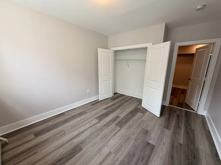 234 Jewett Ave #13E — Photo 4