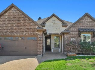 2129 Chestnut Oak Cir, College Station, TX 77845