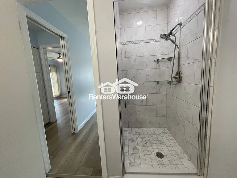 110 Gloucester Blvd #110 — Photo 14