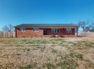 1024 Mockingbird Dr, Union City, TN 38261