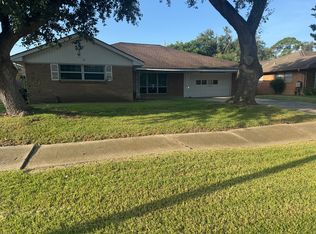 8206 Dillon St, Houston, TX 77061