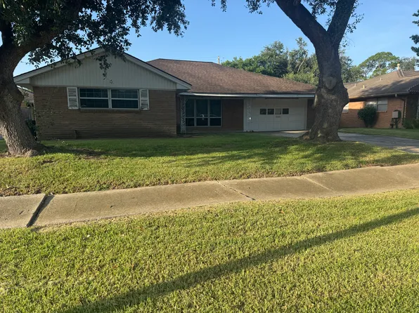 8206 Dillon St, Houston, TX 77061