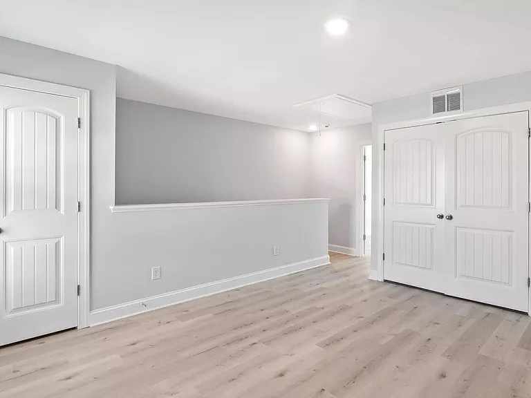 7413 Cornett Way — Photo 9
