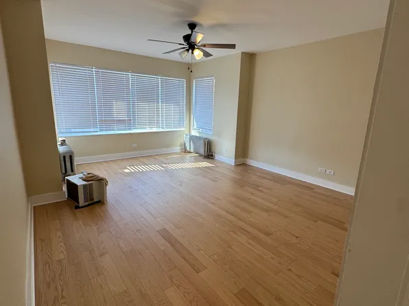 5217 N Sawyer Ave #3, Chicago, IL 60625