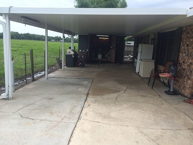 Boat carport