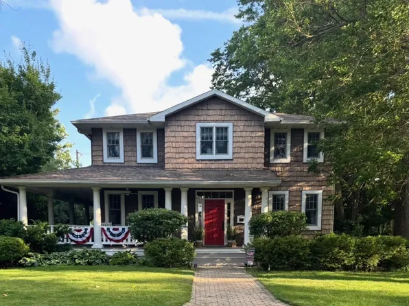 113 W Seminole St, Dwight, IL 60420