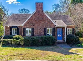 903 Lake Boone Trl, Raleigh, NC 27607
