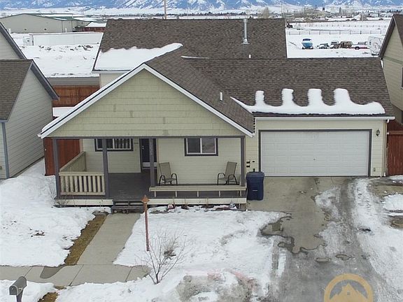 2nd image of 1225 N River Rock Dr