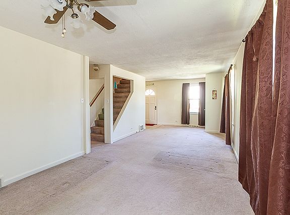 4th image of 614 Portsmouth Ave