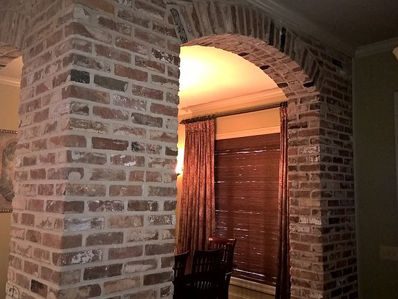 Arches in Dining Room