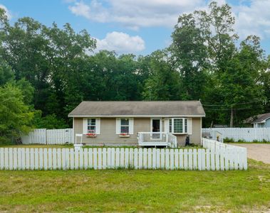 6584 Russell Rd, Twin Lake, MI, 49457