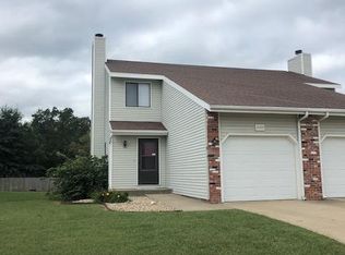 2109 SW Brandywine Ln, Topeka, KS 66614