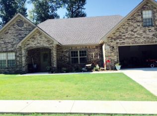 17234 Central Plank Rd, Eclectic, AL 36024