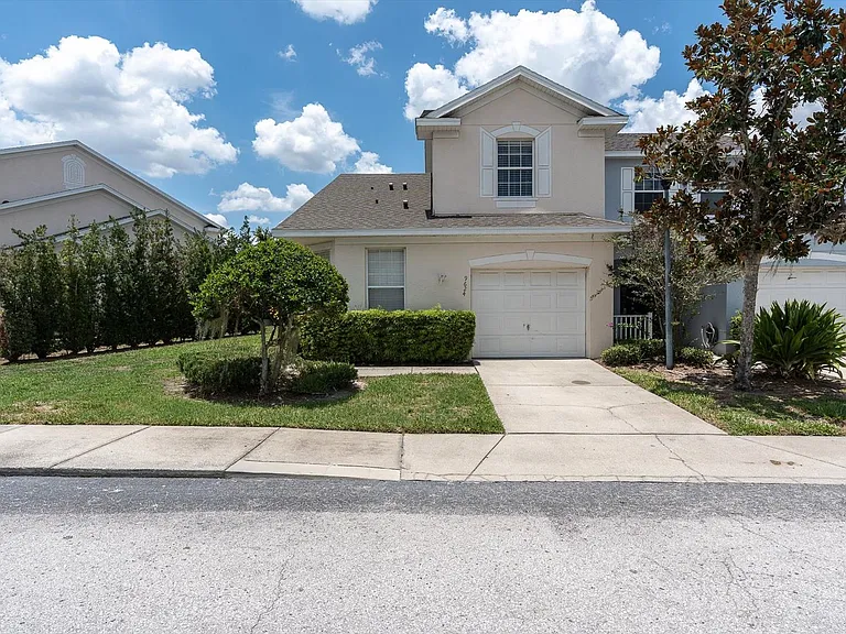 9624 Carlsdale Dr — Photo 2
