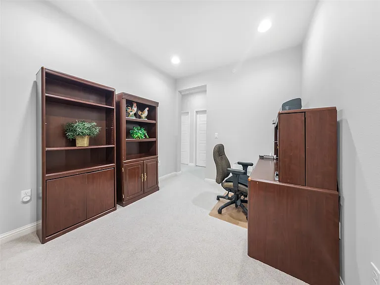13800 Lyndhurst St #324 — Photo 15
